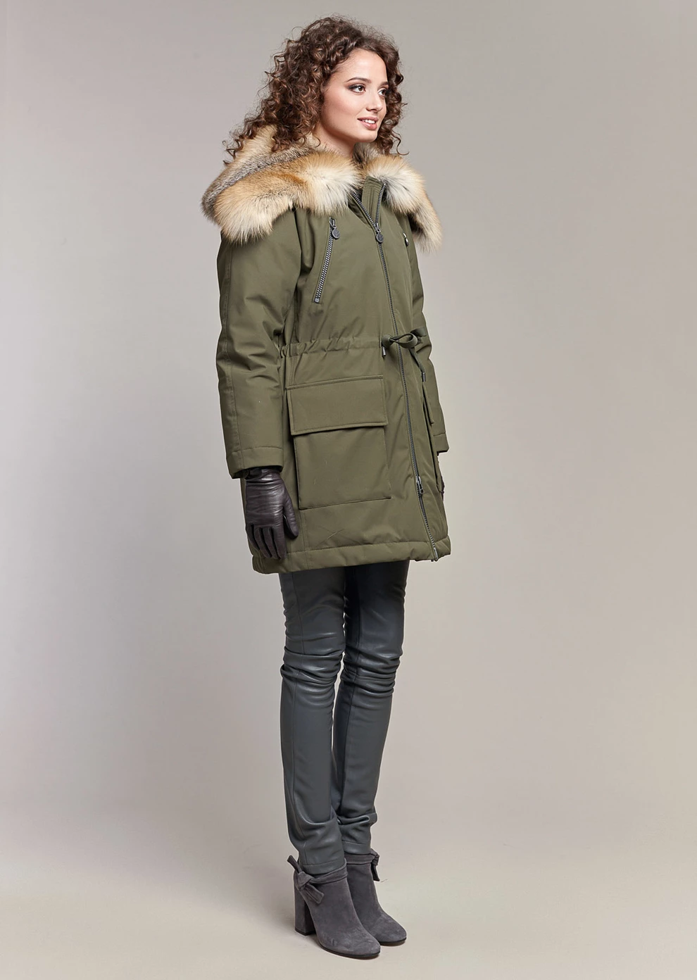 Парка женская зимняя (18W706-0212-G0015)