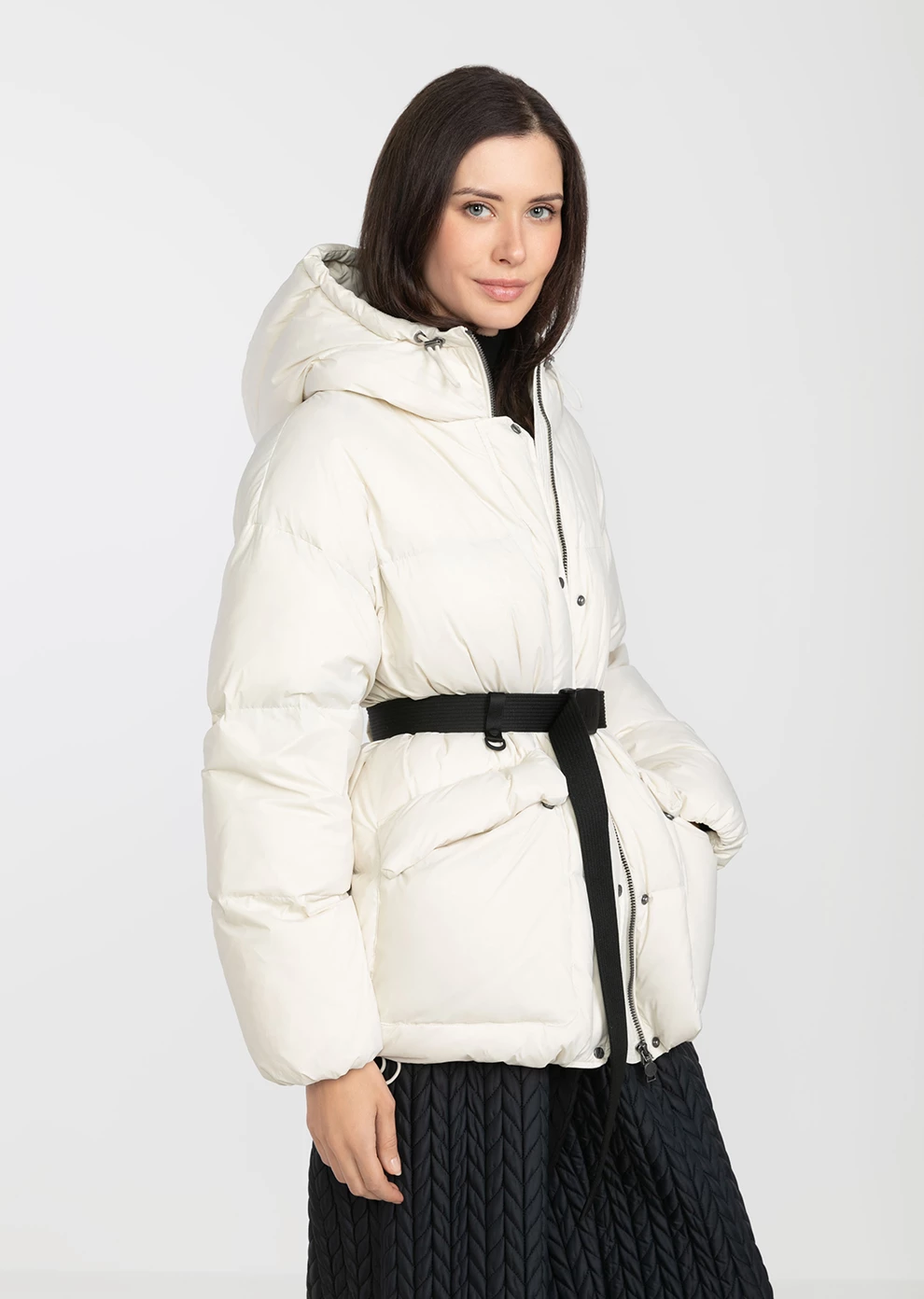 Короткий пуховик с капюшоном (1281QW-0079-QD001)