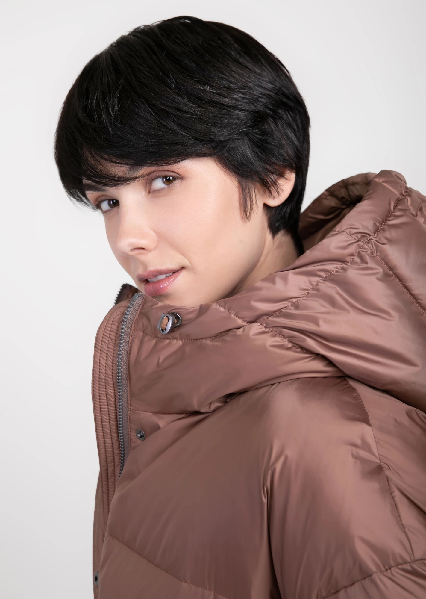 Короткий пуховик с капюшоном (1746MW-0012-MK044)