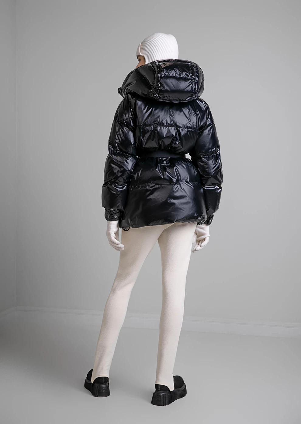 Короткий пуховик с капюшоном (1746MW-0022-MV002)