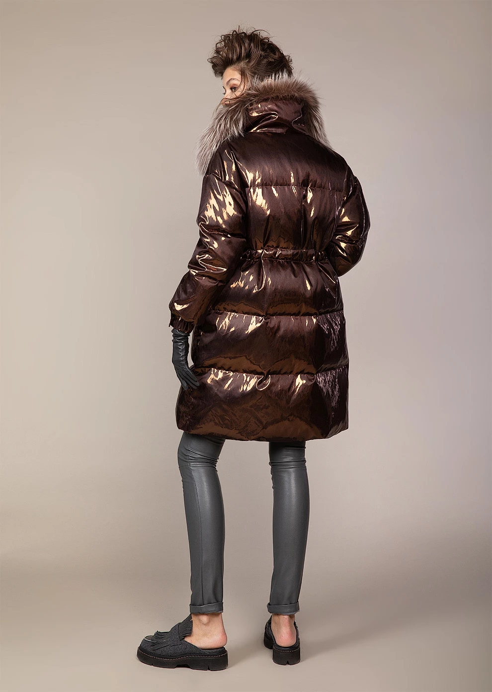 Пуховик с мехом (19W748-0243-IZ052)