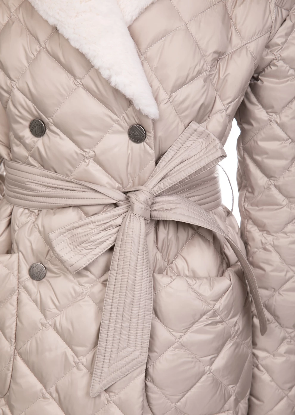 Стёганный пуховик с мехом (1719KW-6912-KK024)