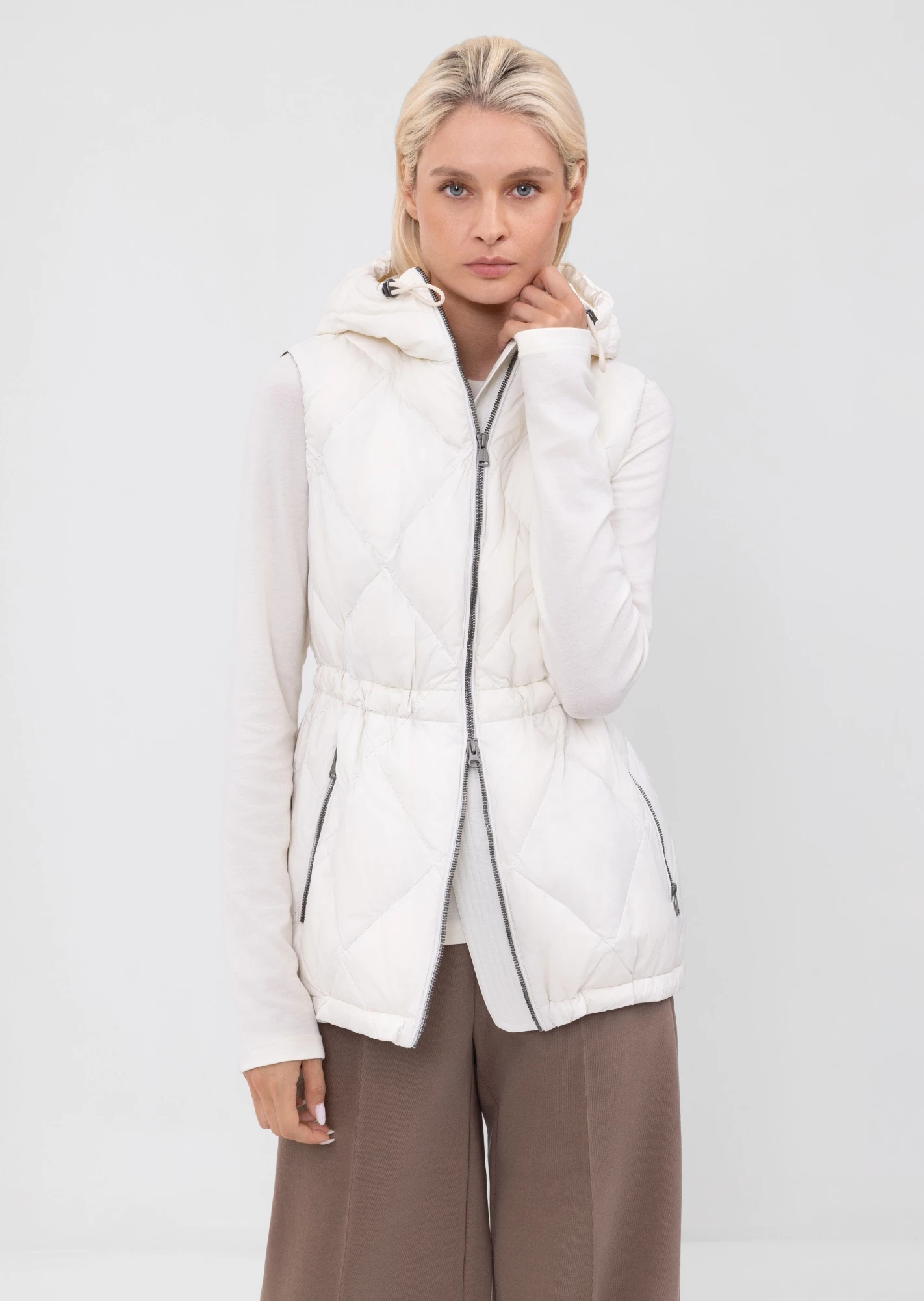 Облегчённый пуховый жилет (1525SW-1023-A002)