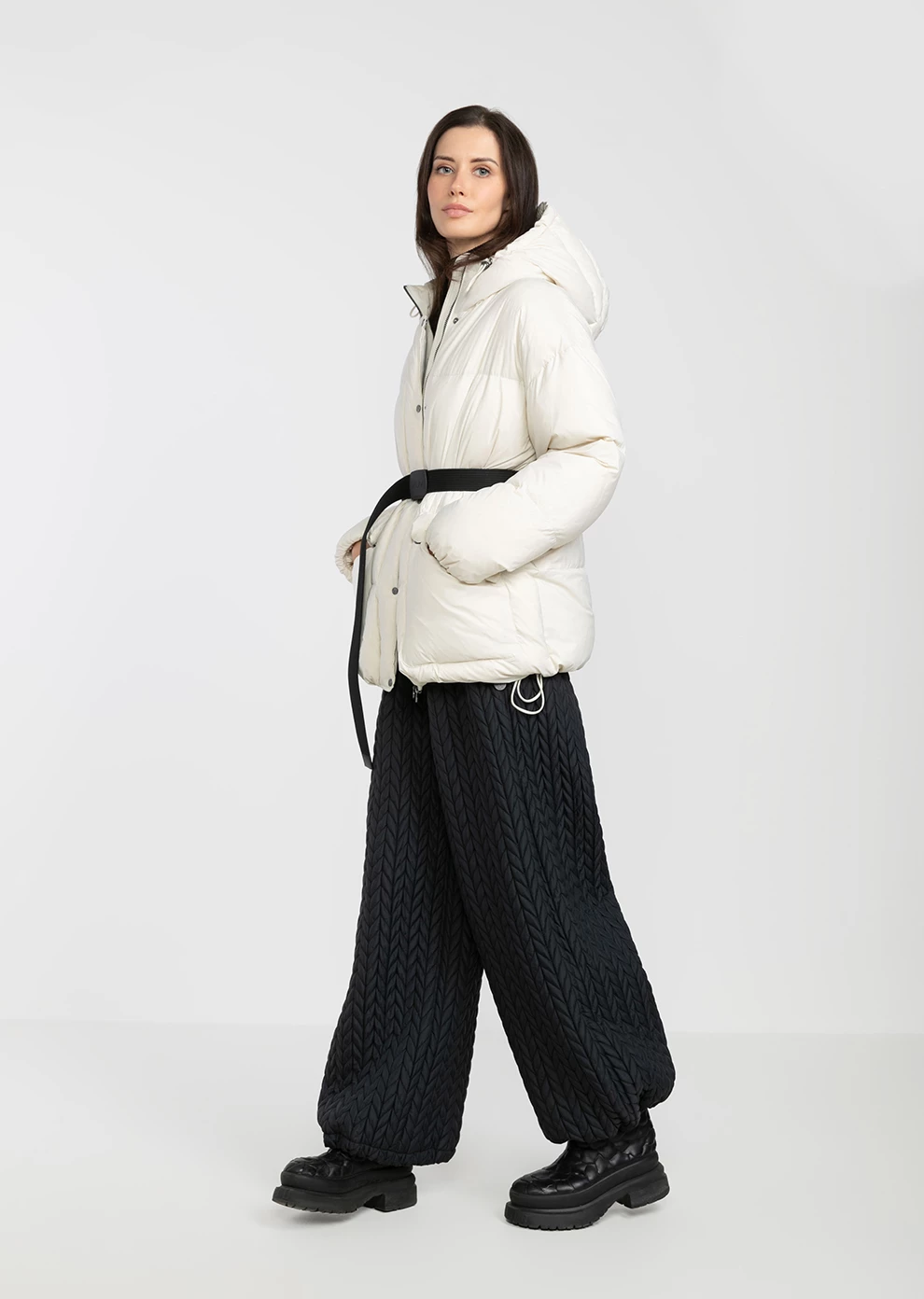 Короткий пуховик с капюшоном (1281QW-0079-QD001)