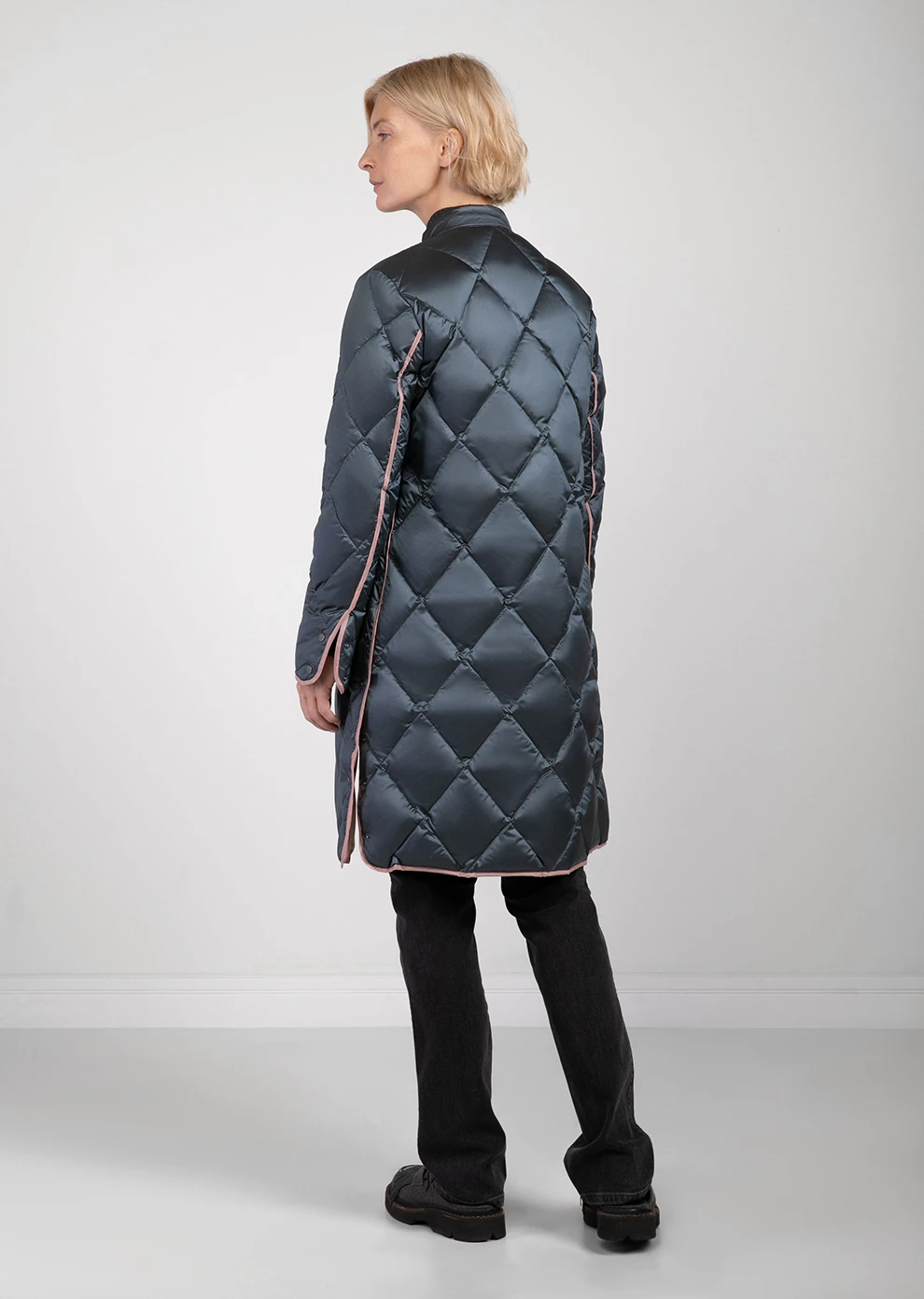 Легкий стёганый пуховик (1146MW-0022-MO016)