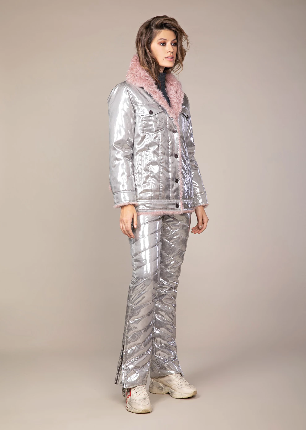 Утепленная куртка с покладом из натурального меха (19W764-4443-IZ055)