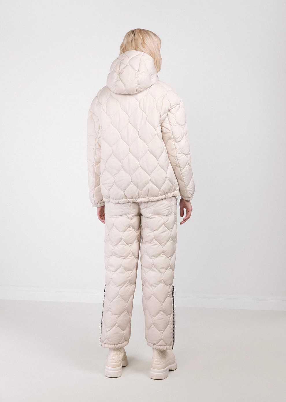 Короткий пуховик с капюшоном (1898OW-0012-OZ001)