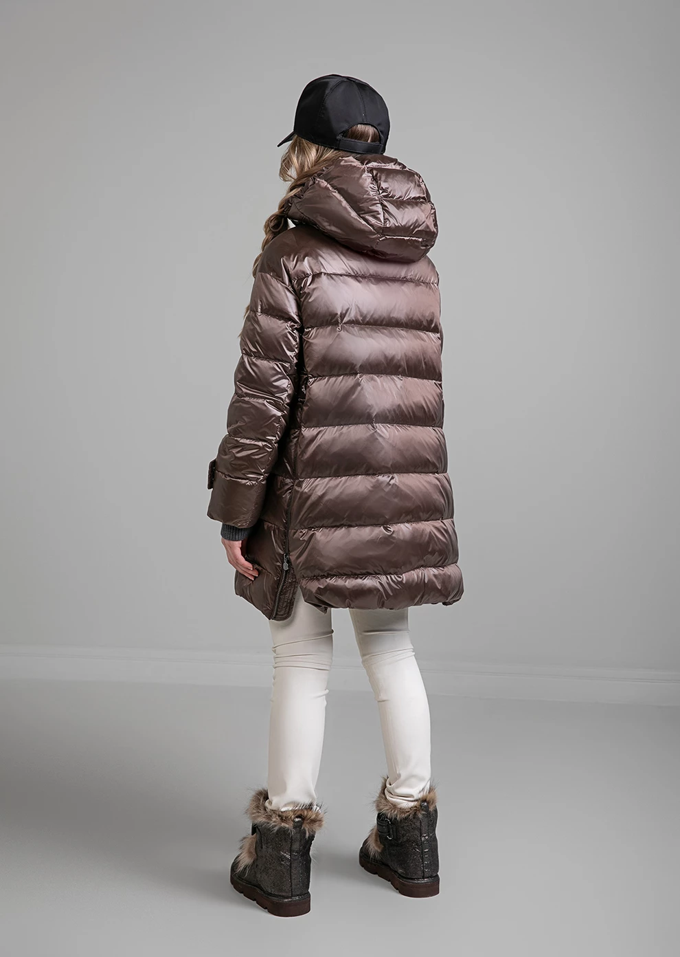 Пуховик с капюшоном для девочек (1109MP-0022-MO044)