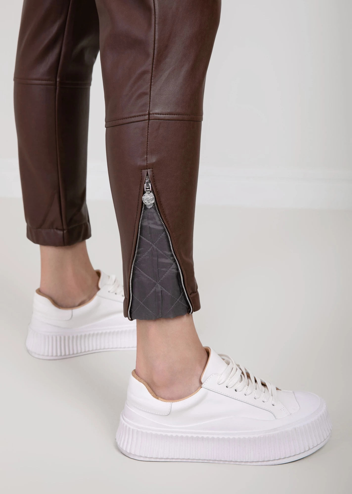 Комбинезон из экокожи (NР-17-L-701-E0018)