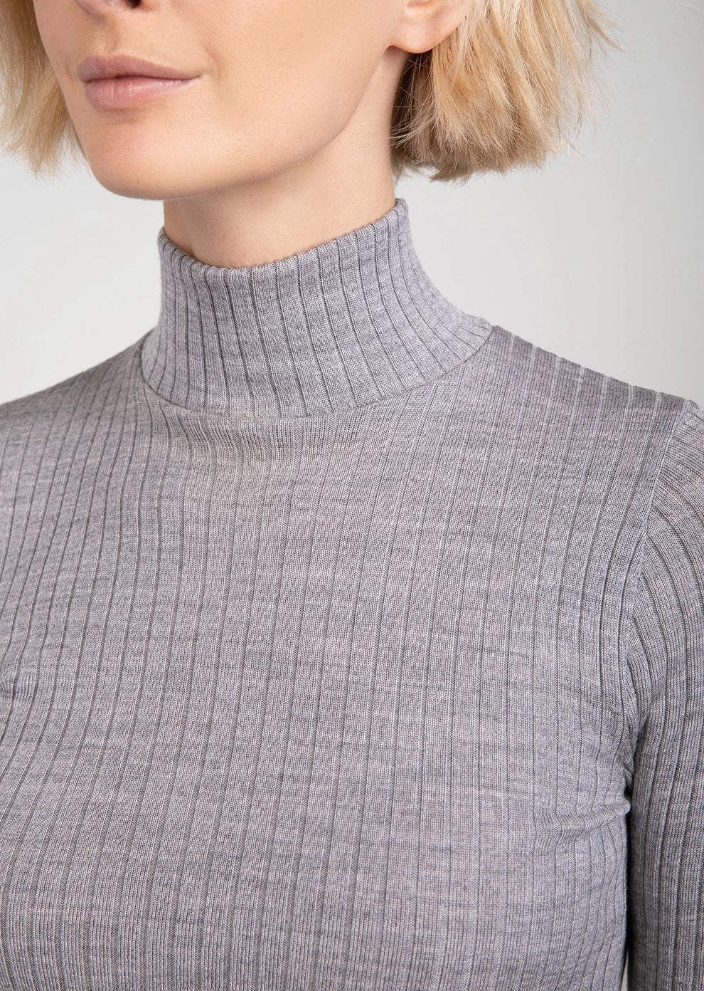 Водолазка из шерсти и шёлка (19W612-0000-IE692)