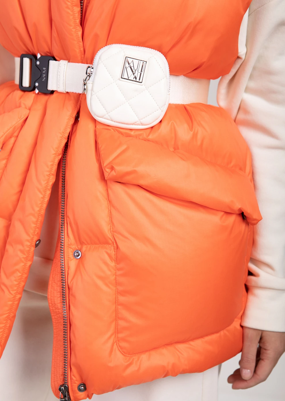 Пуховый жилет (1181MW-0058-MB167)