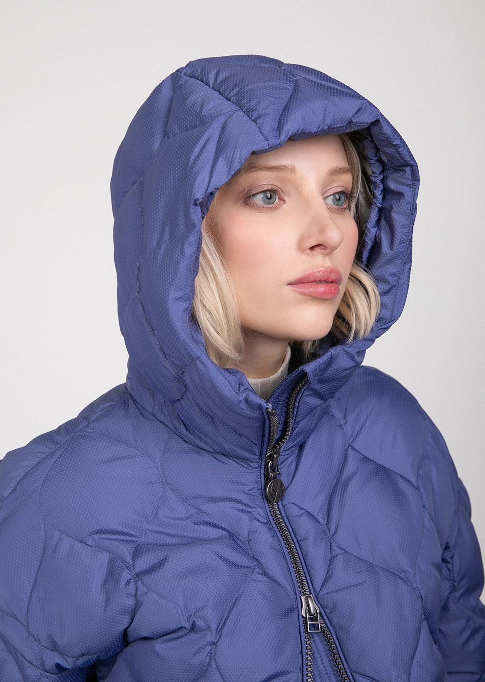 Короткий пуховик с капюшоном (1898OW-0012-OZ011)