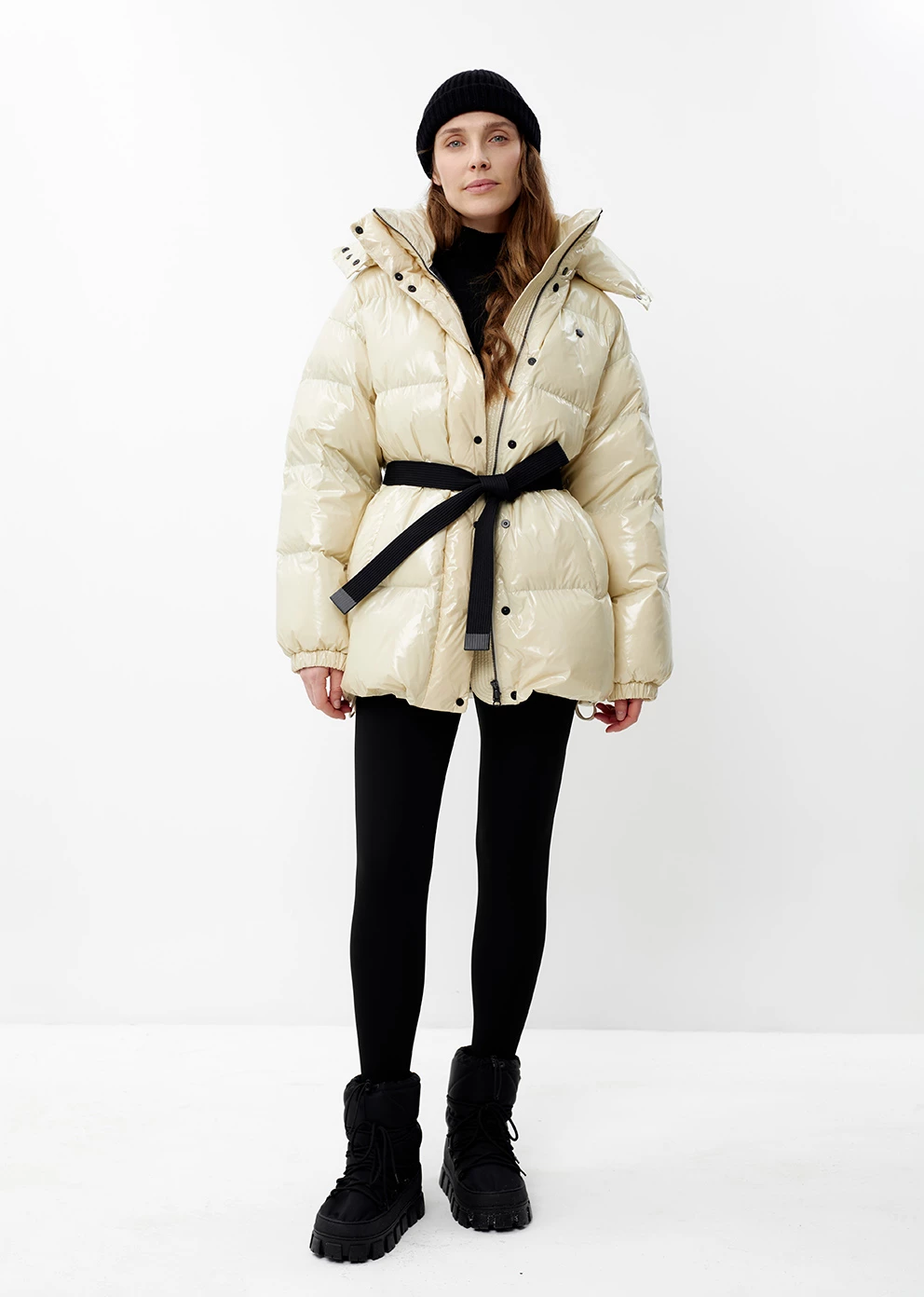 Пуховик зимний с капюшоном  (1756UW-1028-A002)