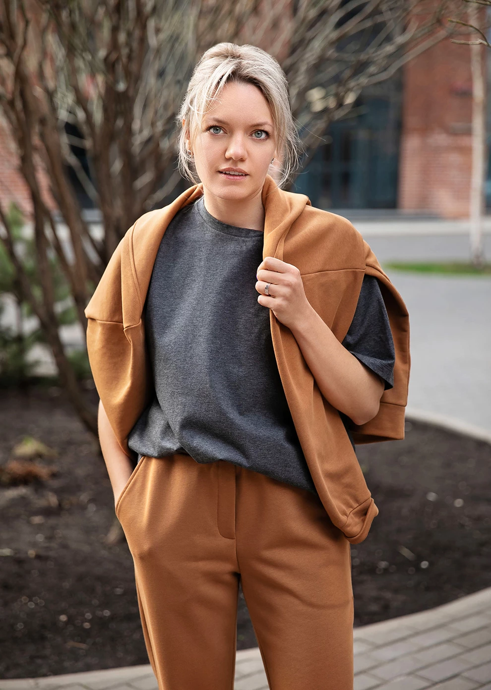 Базовая женская футболка (3703JW-8501-JK198)