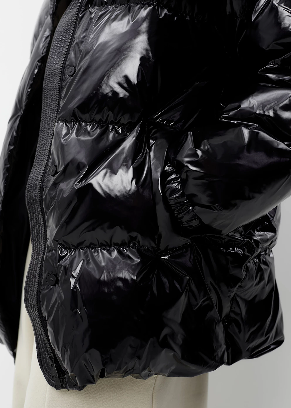 Пуховик зимний с капюшоном  (1756UW-1028-A101)