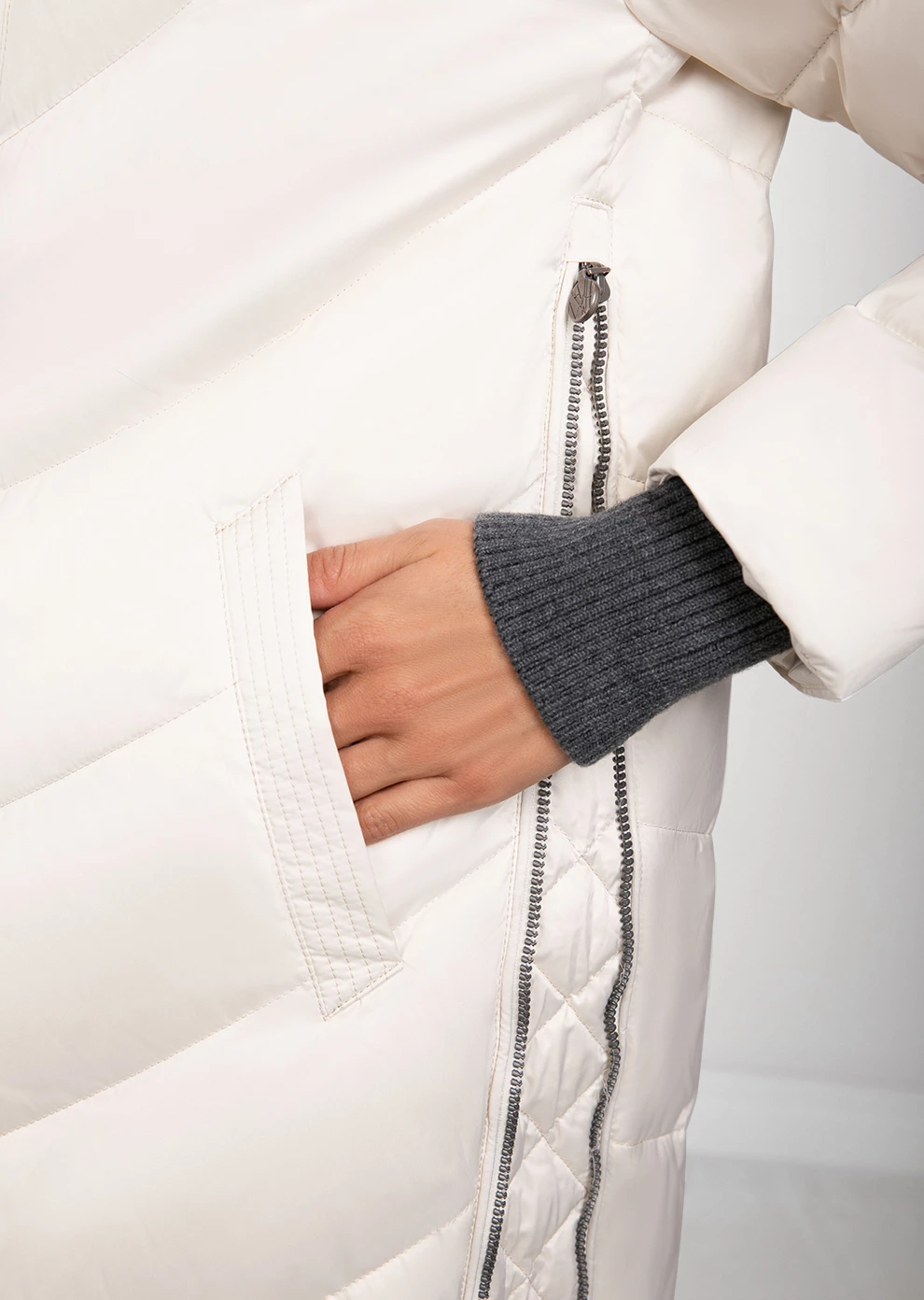 Пуховик с капюшоном (1107KW-0012-KM001)