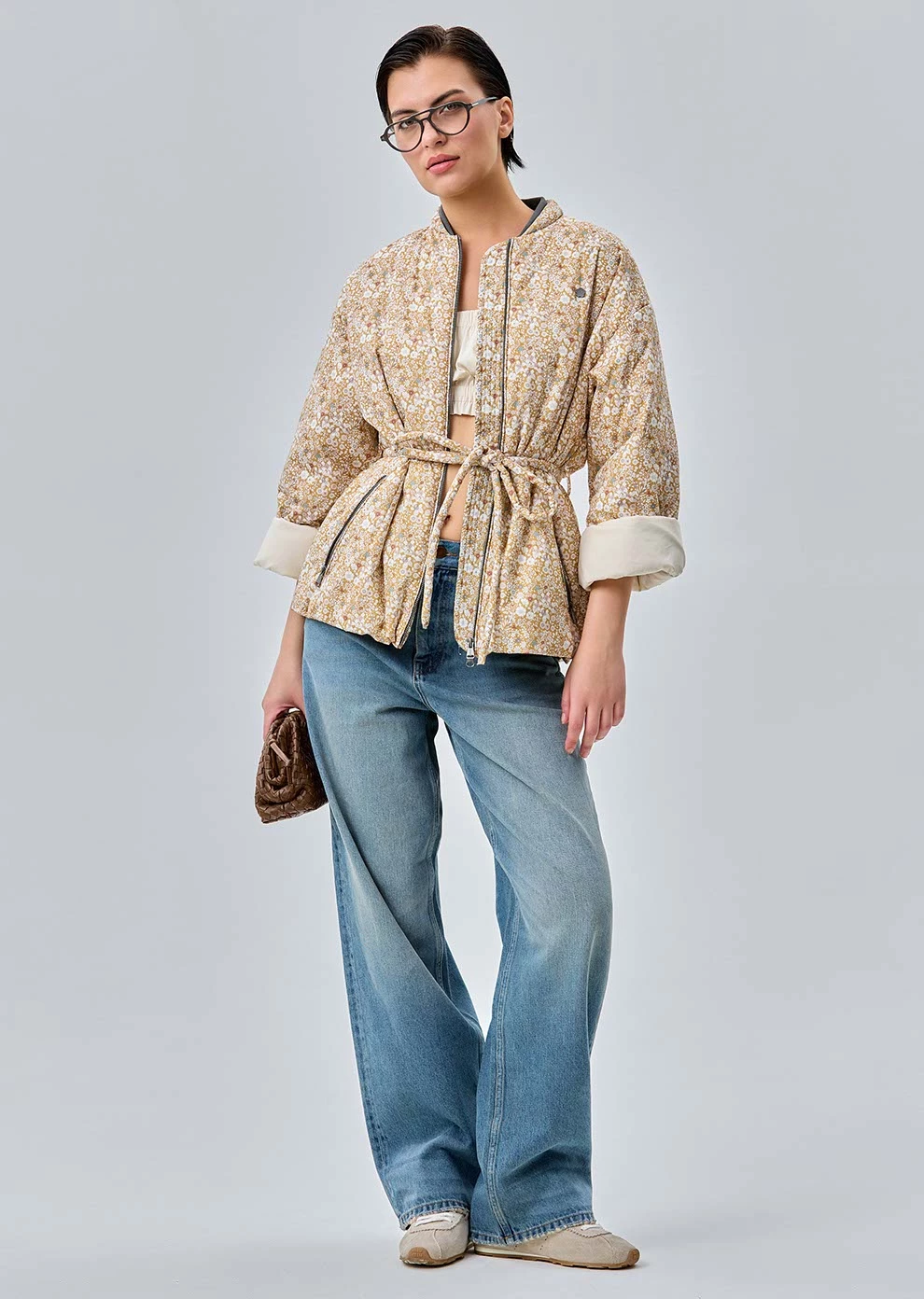 Укороченная утепленная куртка с поясом (1273TW-2019-F510)