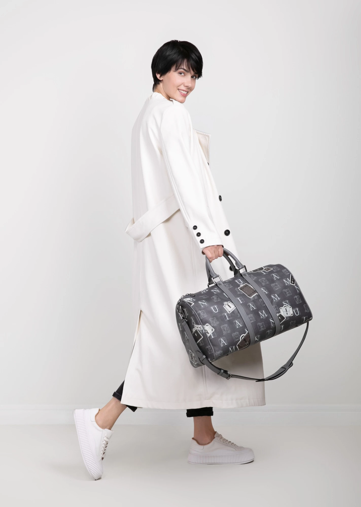 Плащ из эко-кожи (017NS180009-F0001)