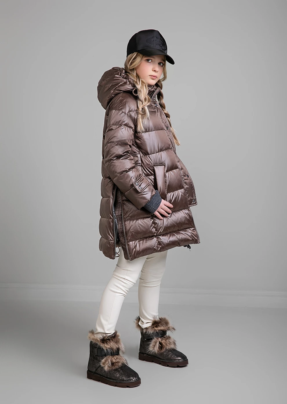 Пуховик с капюшоном для девочек (1109MP-0022-MO044)