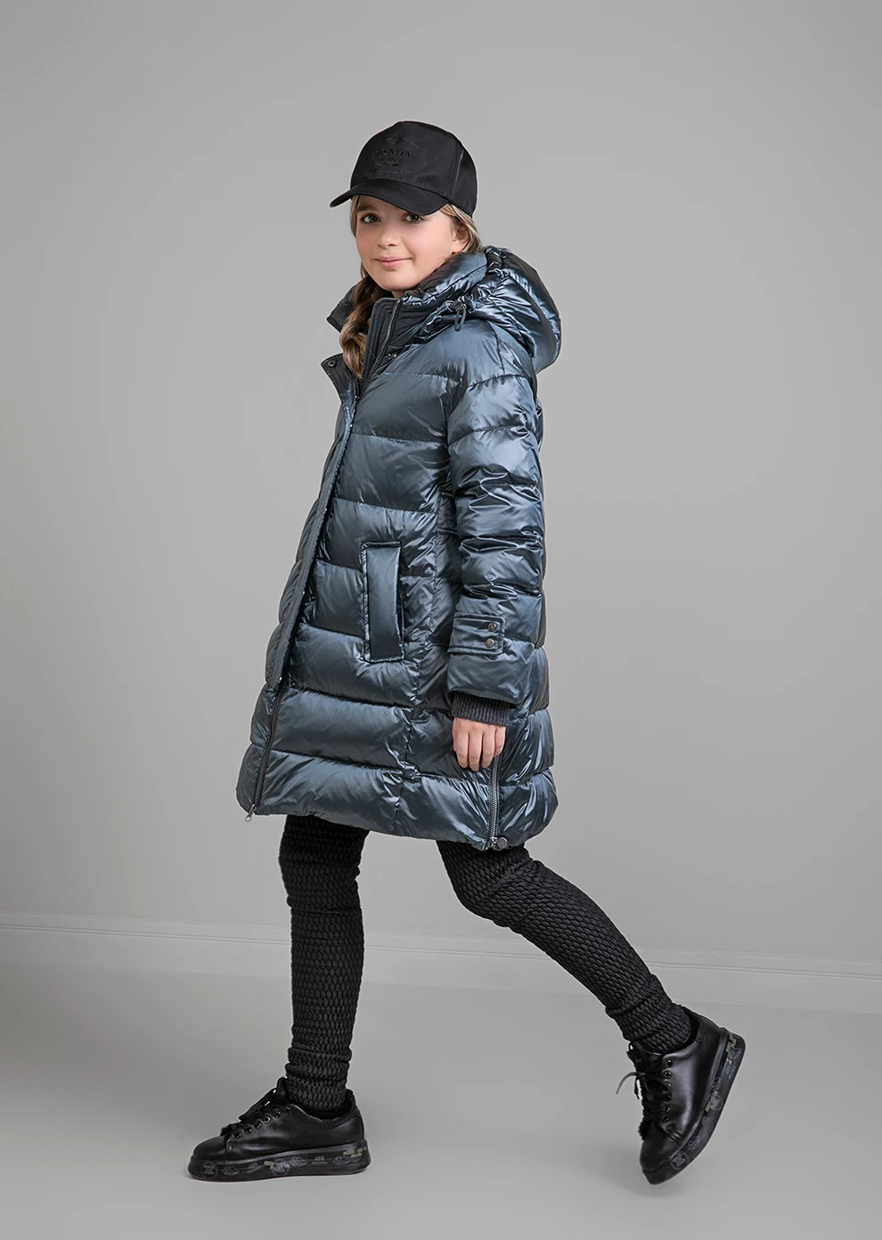 Пуховик с капюшоном для девочек (1109MP-0022-MO016)