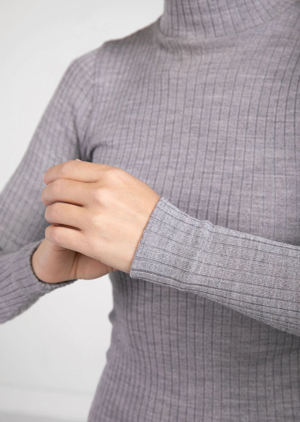 Водолазка из шерсти и шёлка (19W612-0000-IE692)