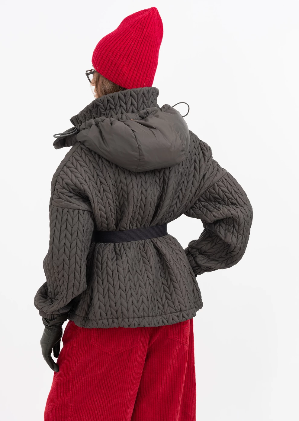 Куртка женская короткая с капюшоном naumi (1875UW-1023-A604)