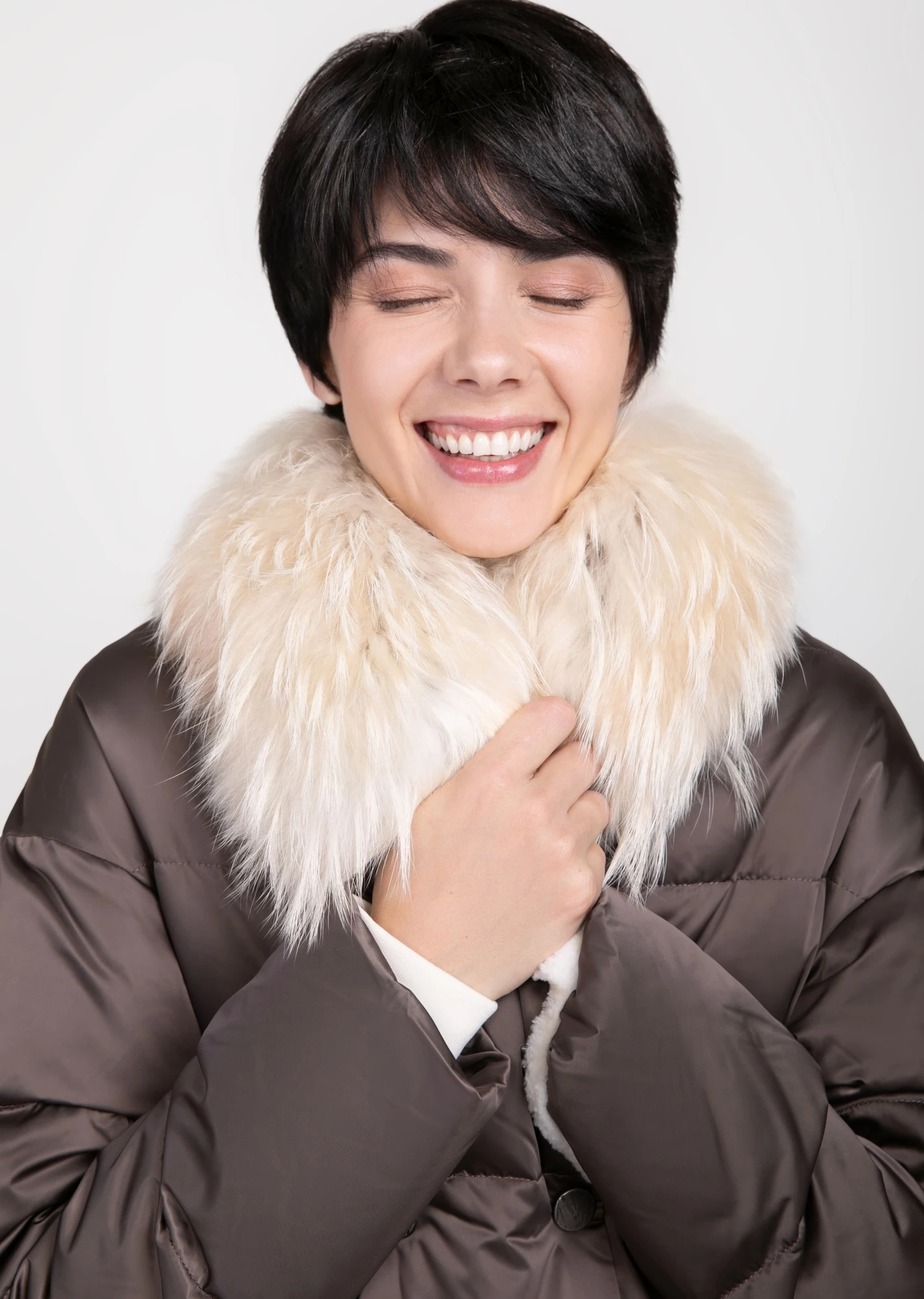 Пуховик с мехом (1740KW-6912-KA044)