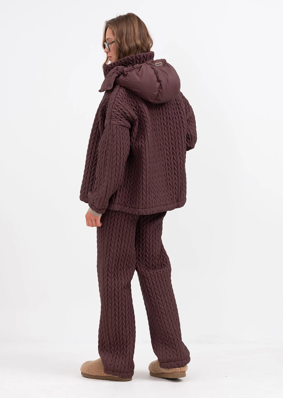 Куртка женская короткая с капюшоном naumi (1875UW-1023-A302)