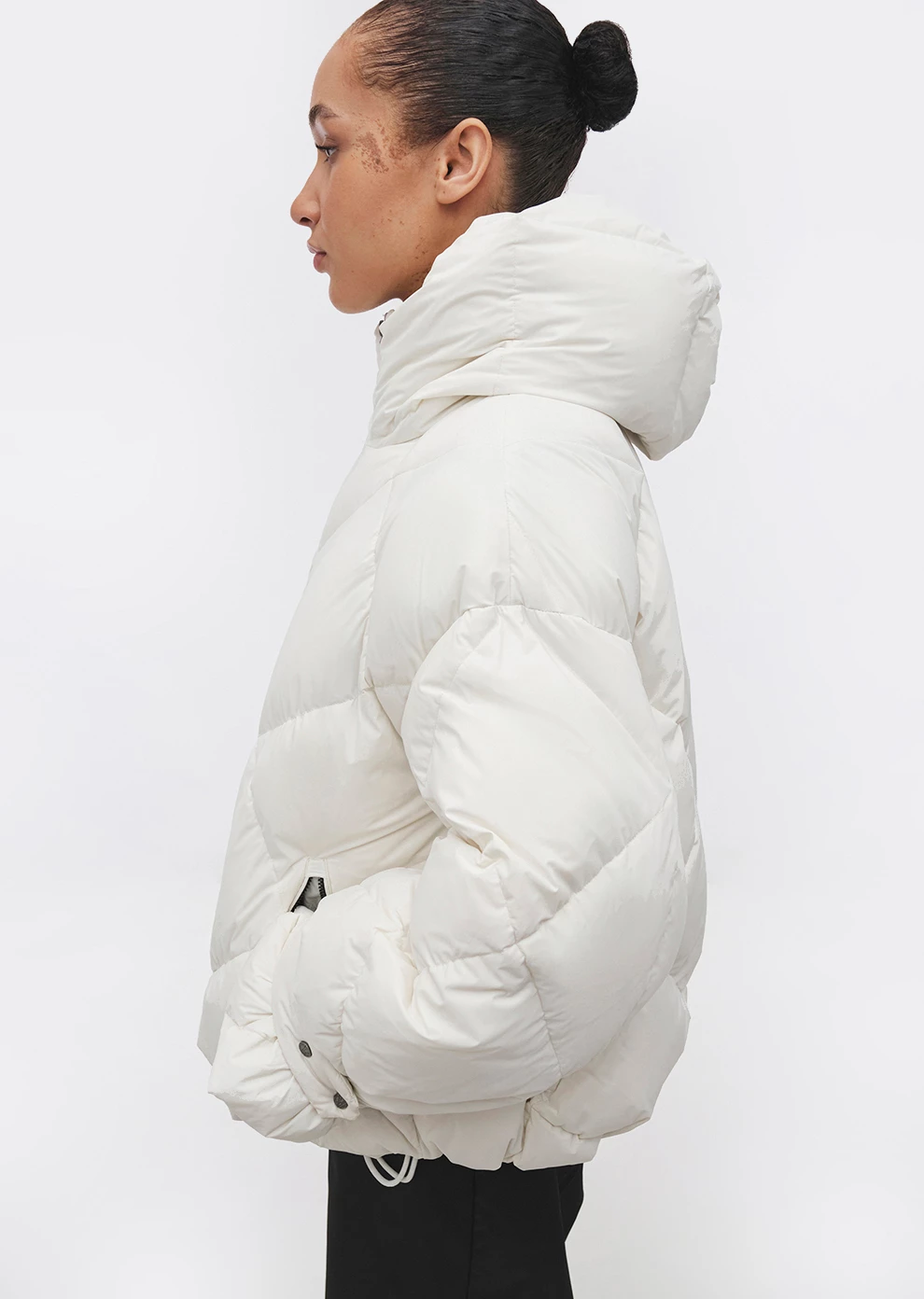 Короткий пуховик с капюшоном (1223SW-1021-A001)