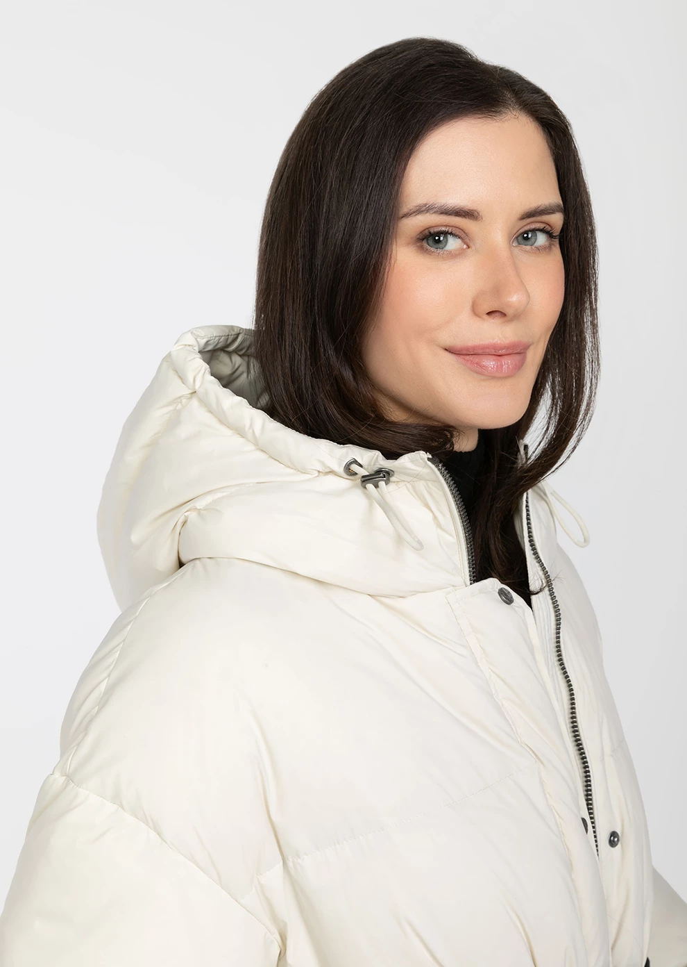 Короткий пуховик с капюшоном (1281QW-0079-QD001)