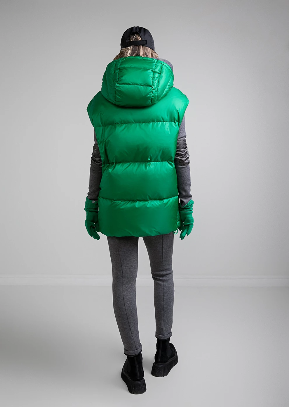 Пуховый жилет (1181MW-0058-MB190)